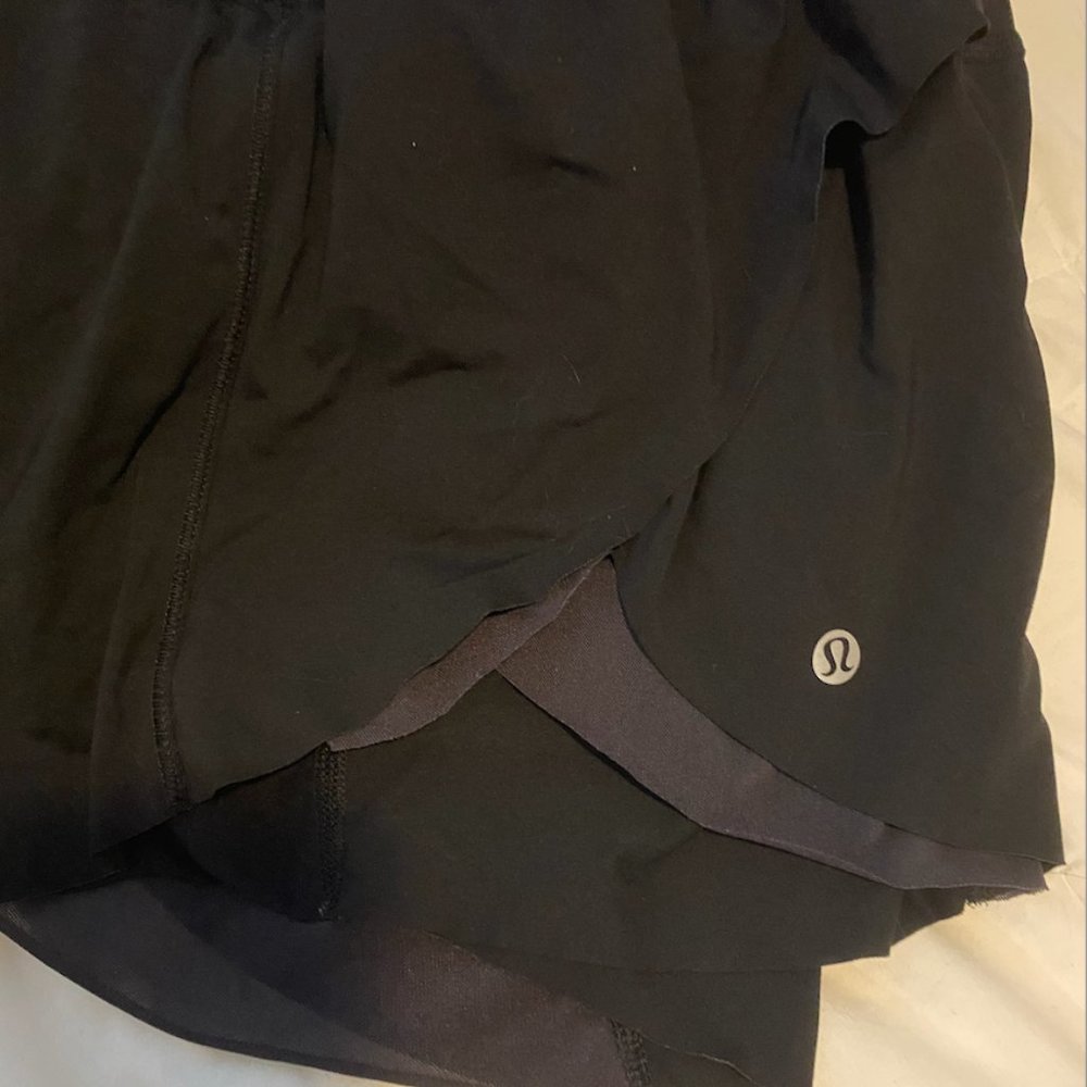 Lululemon mesh dolphin shorts!!